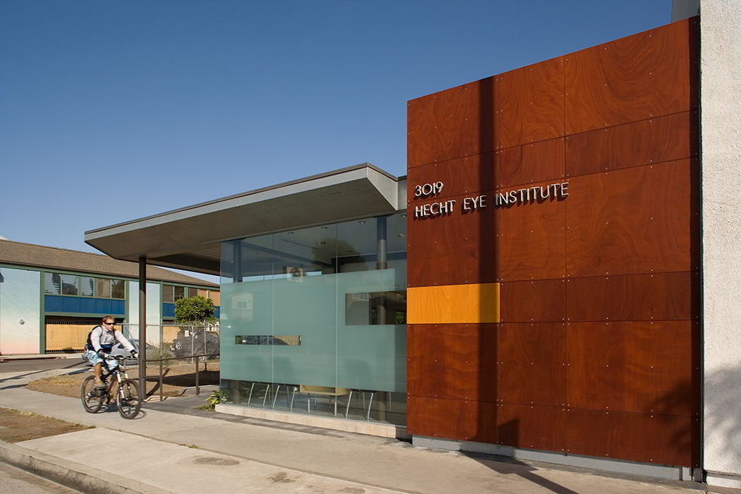 Hecht Eye Center